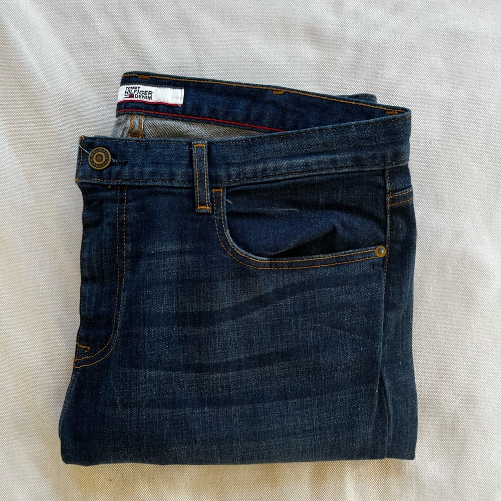 Tommy Hilfiger Denim Men’s Jeans: Size 38x34
